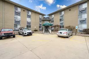 3305 Sunset Ave, Waukegan, IL 60087 - Photo 1