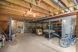 27W225 Ash Ct, Winfield, IL 60190 - Photo 19
