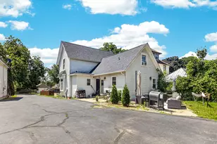 155 W North St, Capron, IL 61012 - Photo 33