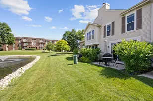 7818 Darien Lake Dr, Darien, IL 60561 - Photo 23