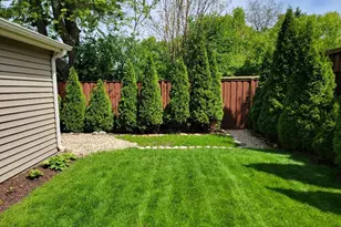 229 Fuller Rd, Hinsdale, IL 60521 - Photo 15