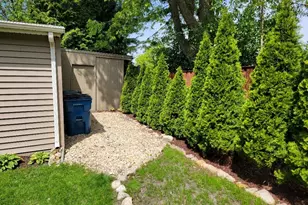 229 Fuller Rd, Hinsdale, IL 60521 - Photo 5