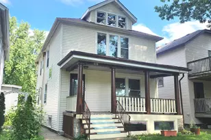 1018 S Maple Ave, Oak Park, IL 60304 - Photo 1