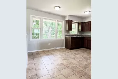 17060 Wausau Avenue, South Holland, IL 60473 - Photo 7