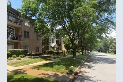 9424 S 77th Court #1C, Hickory Hills, IL 60457 - Photo 3