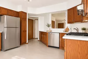9424 S 77th Ct, Hickory Hills, IL 60457 - Photo 17