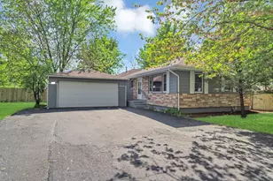117 Arthur Ave, South Elgin, IL 60177 - Photo 3