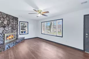 117 Arthur Ave, South Elgin, IL 60177 - Photo 9