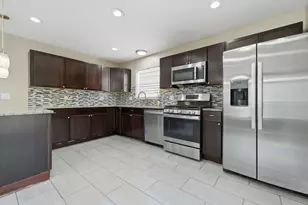 11707 S Morgan St, Chicago, IL 60643 - Photo 9