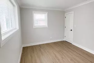 17037 Greenbay Ave, Lansing, IL 60438 - Photo 5