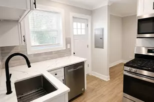 17037 Greenbay Ave, Lansing, IL 60438 - Photo 9