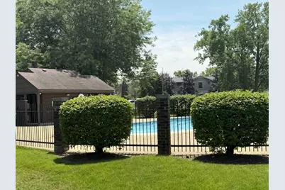 2678 Woodview Court #2678, Waukegan, IL 60087 - Photo 11