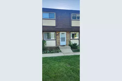 2678 Woodview Court #2678, Waukegan, IL 60087 - Photo 1