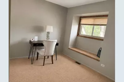 2678 Woodview Court #2678, Waukegan, IL 60087 - Photo 9