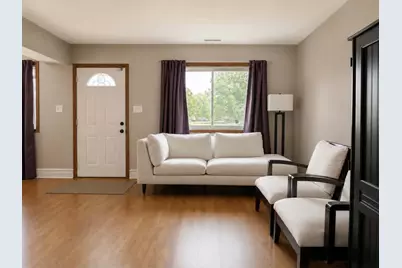 2678 Woodview Court #2678, Waukegan, IL 60087 - Photo 5
