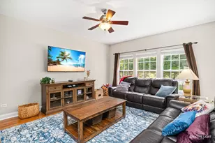 488 Gray Ave, Elburn, IL 60119 - Photo 7