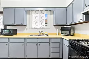 122 Hickory St, Mundelein, IL 60060 - Photo 11