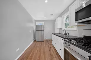 1520 Congress Ln, Ford Heights, IL 60411 - Photo 9