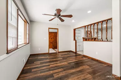 203 S Rosedale Avenue, Aurora, IL 60506 - Photo 9