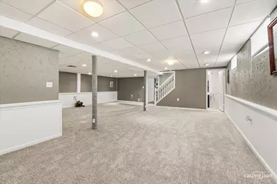 203 S Rosedale Avenue, Aurora, IL 60506 - Photo 21