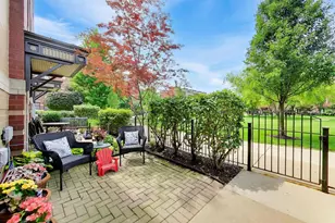 1005 N Kingsbury St, Chicago, IL 60610 - Photo 3