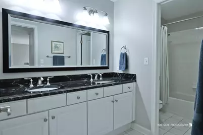 898 Lakeridge Court, Aurora, IL 60502 - Photo 27