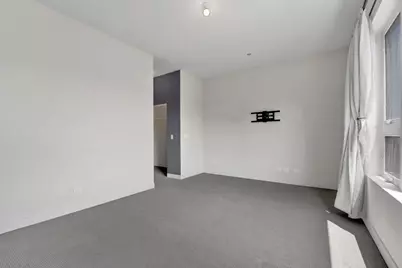 2639 N Hamlin Avenue, Chicago, IL 60647 - Photo 9
