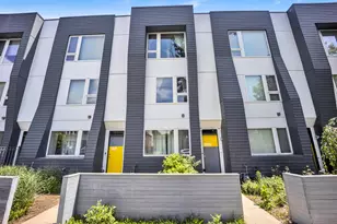2639 N Hamlin Ave, Chicago, IL 60647 - Photo 1