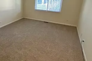 3100 Roberts Dr, Woodridge, IL 60517 - Photo 7
