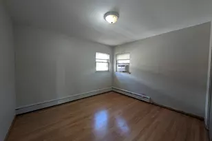 300 Burlington Ave, Downers Grove, IL 60515 - Photo 5