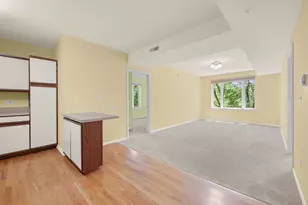 891 Central Ave, Highland Park, IL 60035 - Photo 3
