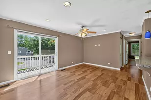 1370 Woodcutter Ln, Wheaton, IL 60189 - Photo 9