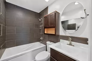 1370 Woodcutter Ln, Wheaton, IL 60189 - Photo 25