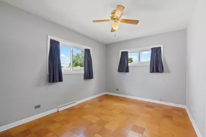 818 Leahy Circle, Des Plaines, IL 60016 - Photo 7