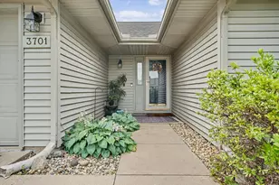3701 Englewood Dr, Champaign, IL 61822 - Photo 3