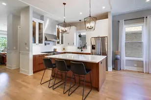 5028 W Ainslie Street W, Chicago, IL 60630 - Photo 7