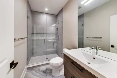 5028 W Ainslie Street W, Chicago, IL 60630 - Photo 31