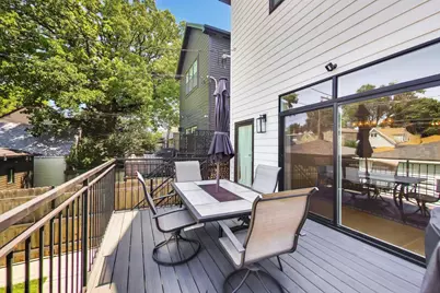 5028 W Ainslie Street W, Chicago, IL 60630 - Photo 37