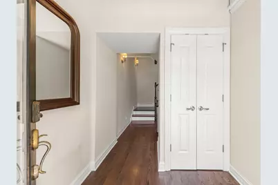 460 Pennsylvania Avenue #C, Glen Ellyn, IL 60137 - Photo 3