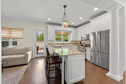 460 Pennsylvania Avenue #C, Glen Ellyn, IL 60137 - Photo 9