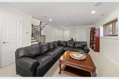 460 Pennsylvania Avenue #C, Glen Ellyn, IL 60137 - Photo 17
