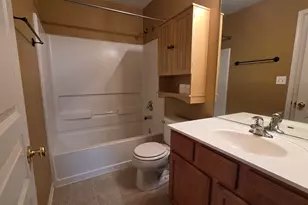 2444 Emily Ln, Elgin, IL 60124 - Photo 21