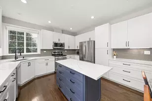259 Pembrook Ln, Mundelein, IL 60060 - Photo 13