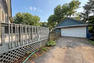 26 Monroe Ave, Elgin, IL 60123 - Photo 27