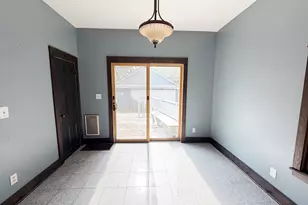 26 Monroe Ave, Elgin, IL 60123 - Photo 11