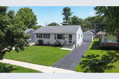 219 N Berteau Avenue, Bartlett, IL 60103 - Photo 1