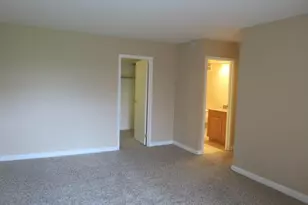 1605 E Central Rd, Arlington Heights, IL 60005 - Photo 11