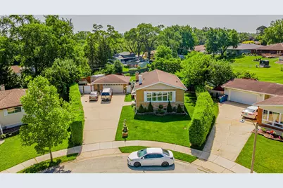 433 E Cherry Hill Drive, Addison, IL 60101 - Photo 3