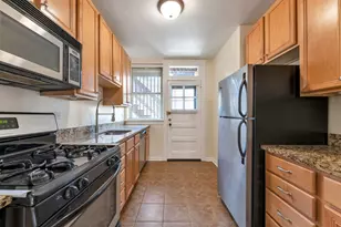 4126 N Kedvale Ave, Chicago, IL 60641 - Photo 5