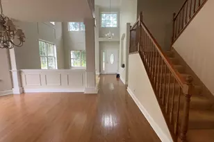 572 E Delgado Dr, Palatine, IL 60074 - Photo 5